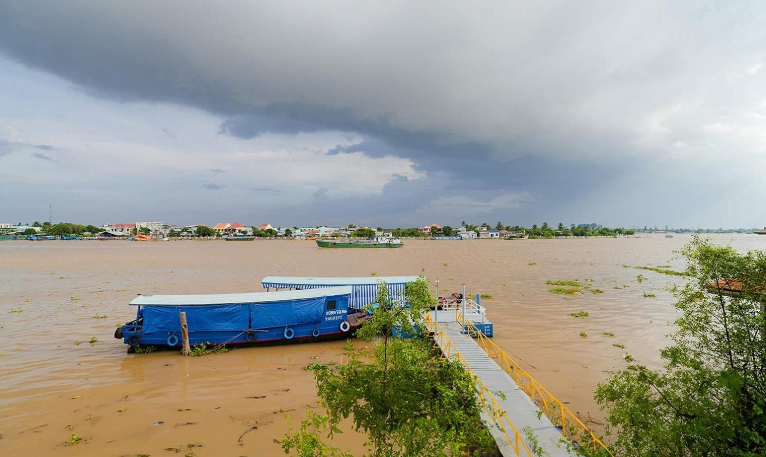 Chuong Duong Hotel Mỹ Tho Esterno foto