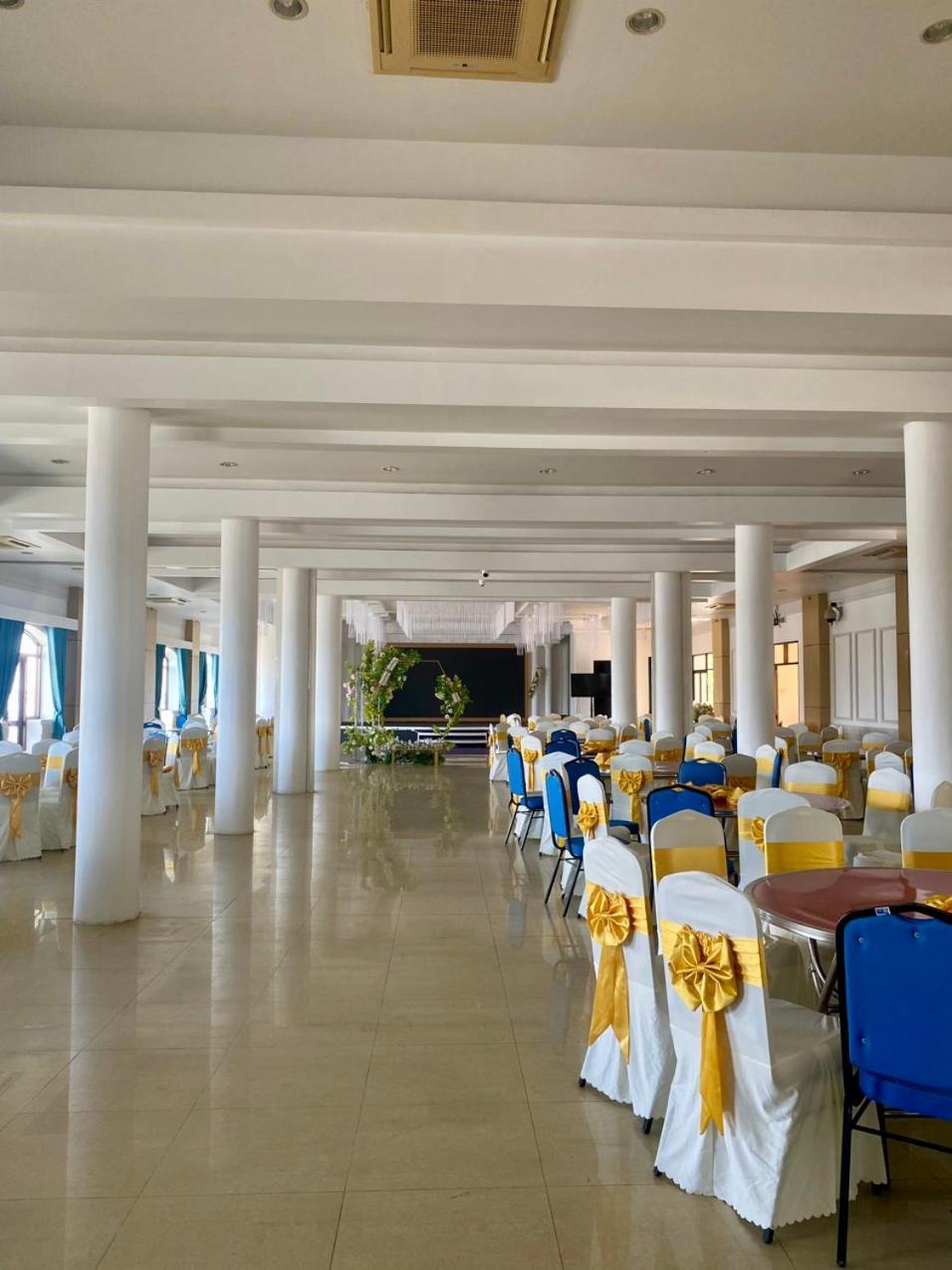 Chuong Duong Hotel Mỹ Tho Esterno foto