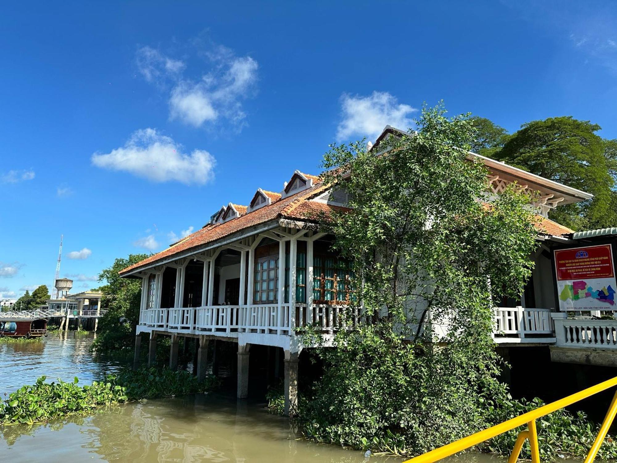 Chuong Duong Hotel Mỹ Tho Esterno foto