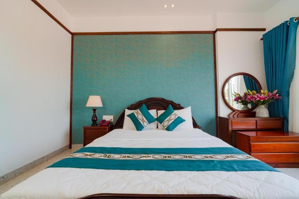 Chuong Duong Hotel Mỹ Tho Esterno foto